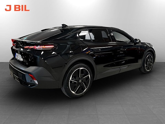 Peugeot 408 3 of 17
