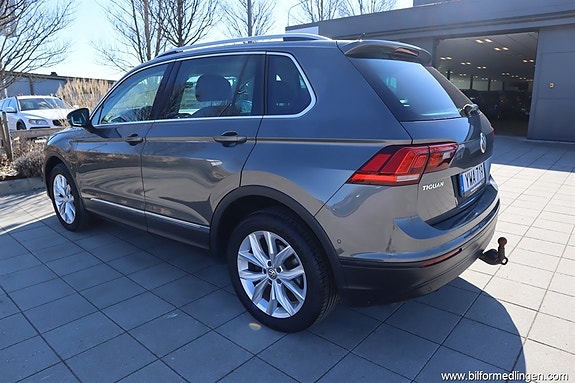 Volkswagen Tiguan 9 of 17