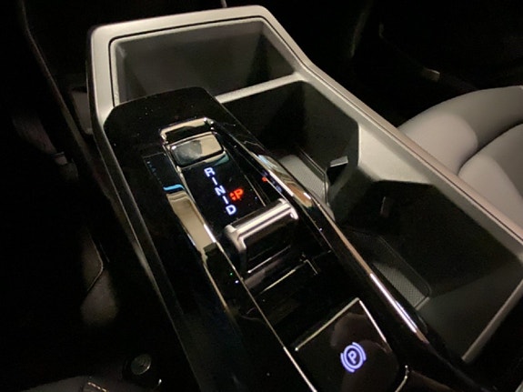 KGM Musso EV 9 of 18