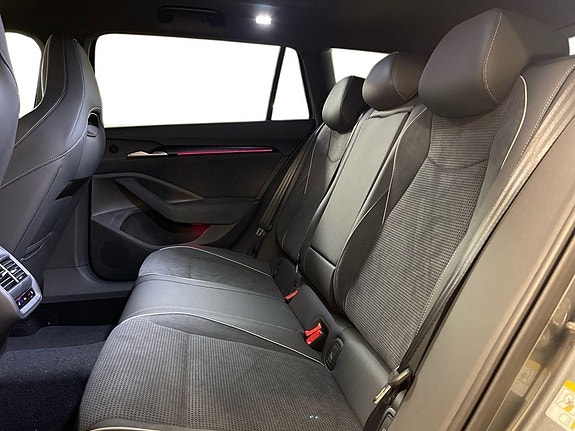 Skoda Superb 12 of 15