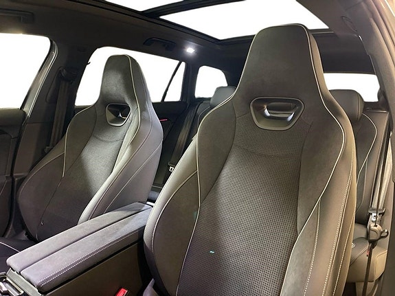 Skoda Superb 9 of 15
