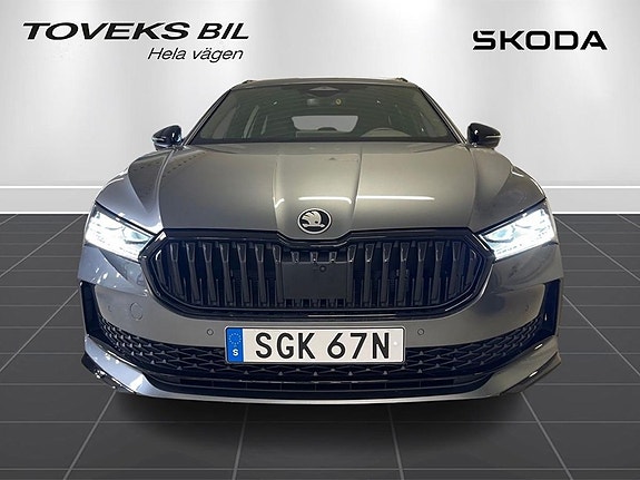 Skoda Superb 5 of 15