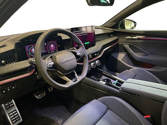 Skoda Superb 6 of 15