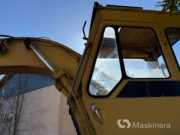 Grävmaskin Mitsubishi MS240 8 of 27