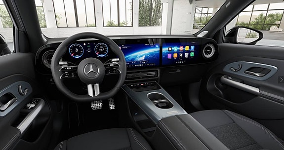 Mercedes-Benz GLB350 5 of 7