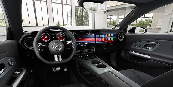 Mercedes-Benz CLA350 5 of 5