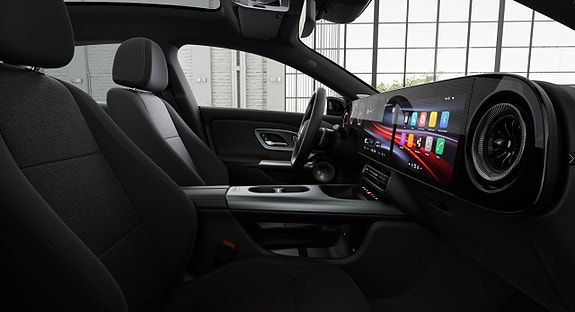 Mercedes-Benz CLA350 6 of 7