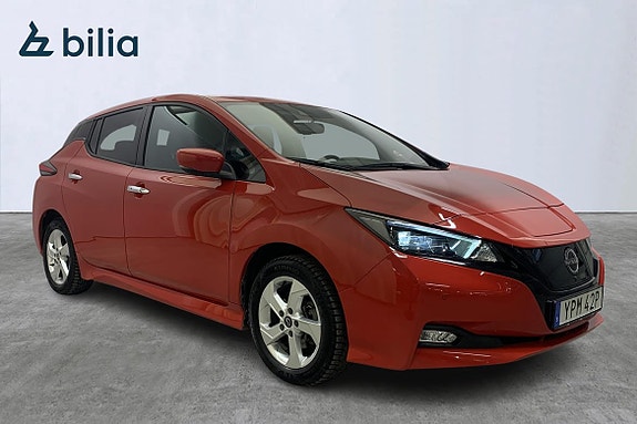 Nissan Leaf 4 of 5