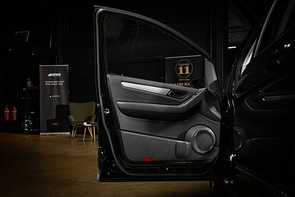 Mercedes-Benz B200 10 of 25
