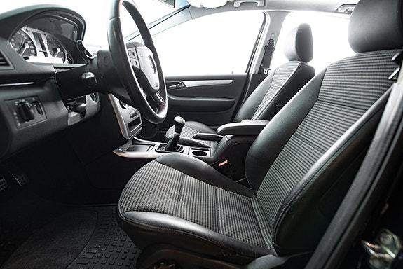 Mercedes-Benz B200 12 of 25
