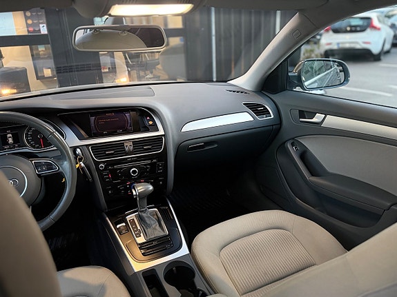Audi A4 16 of 19