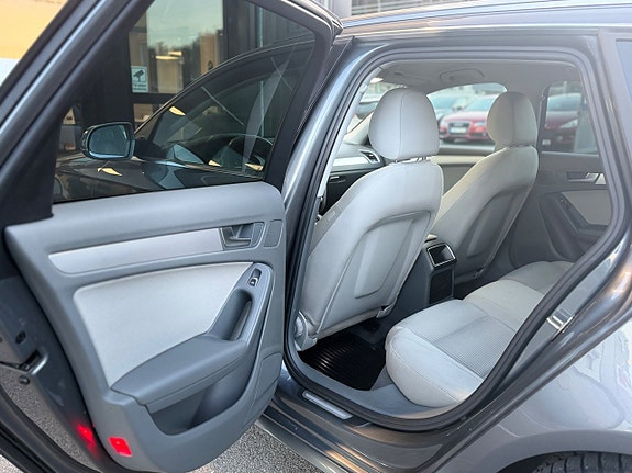 Audi A4 13 of 19