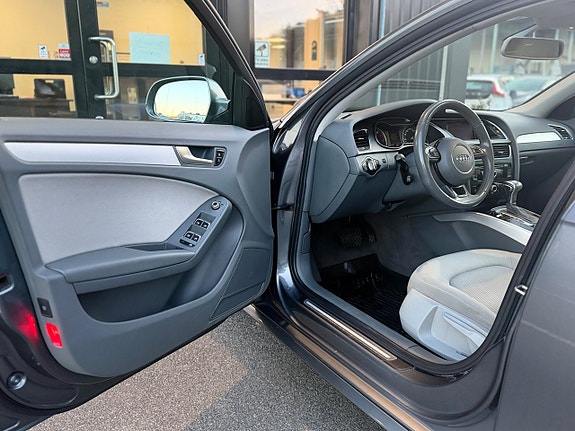 Audi A4 5 of 19