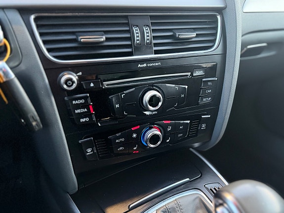 Audi A4 9 of 19