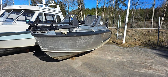 Silver Eagle BRX - Suzuki 200 Fiske utrustad