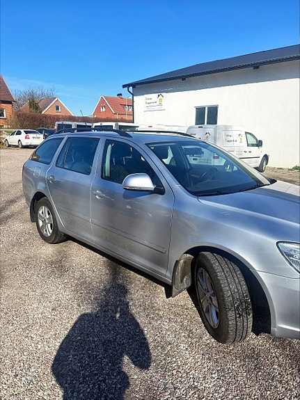 Skoda Octavia 4 of 5