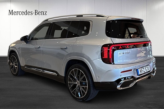Mercedes-Benz GLB250+ 3 of 5