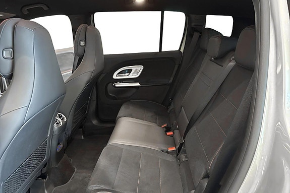 Mercedes-Benz GLB250+ 10 of 13