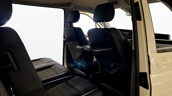 Volkswagen Transporter 13 of 15