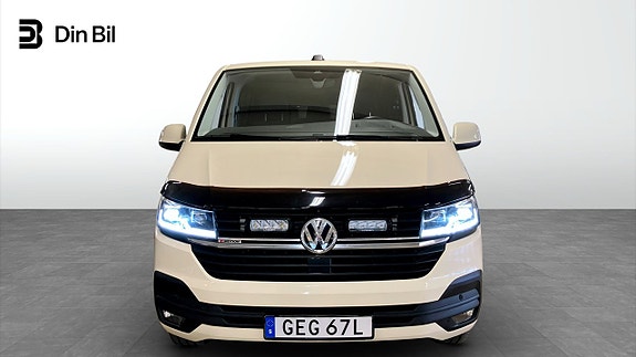 Volkswagen Transporter 4 of 5