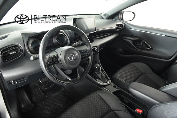 Toyota Yaris 6 of 18