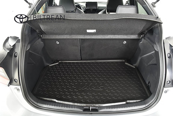 Toyota Yaris 10 of 18