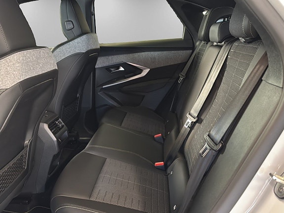 Peugeot 3008 9 of 18