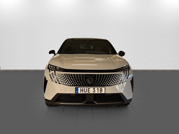 Peugeot 3008 2 of 5