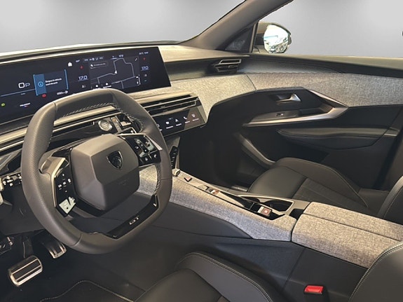 Peugeot 3008 8 of 18