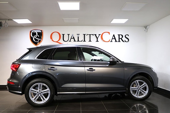 Audi Q5 4 of 27