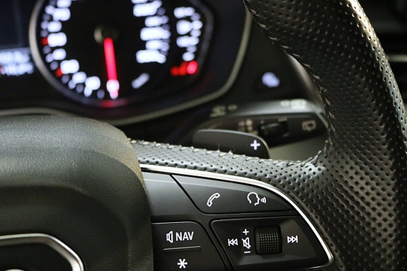 Audi Q5 10 of 27