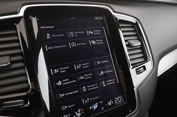 Volvo XC90 22 of 30