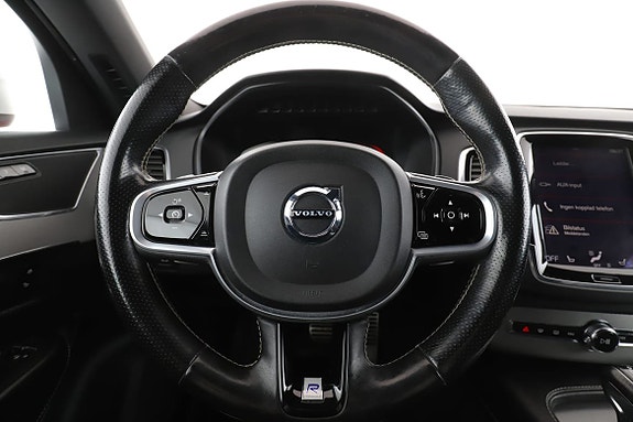 Volvo XC90 17 of 30