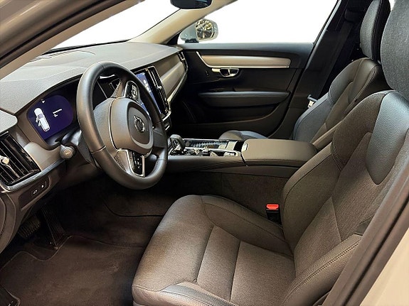 Volvo V90 5 of 16