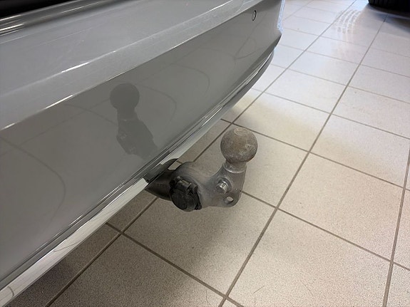 Volvo V90 10 of 16
