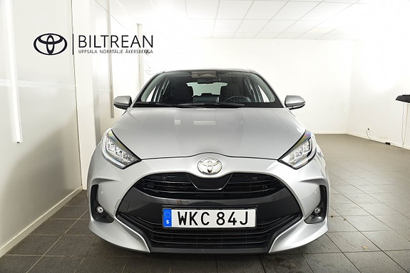 Toyota Yaris 5 of 15