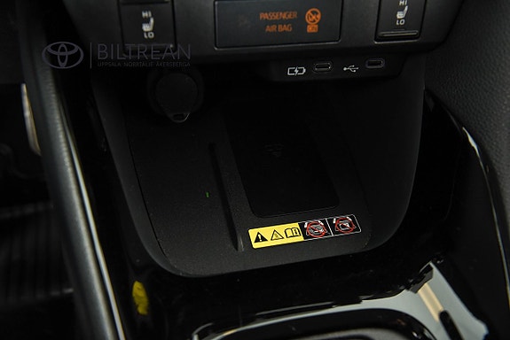 Toyota Yaris 13 of 15