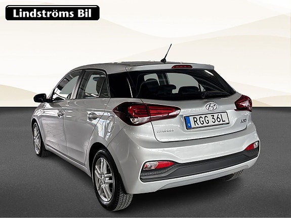 Hyundai i20 4 of 5