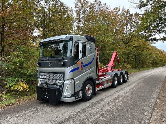 Inkommande Volvo FH 500hk I-Save 8x4 Lastväxlare & Fullplog