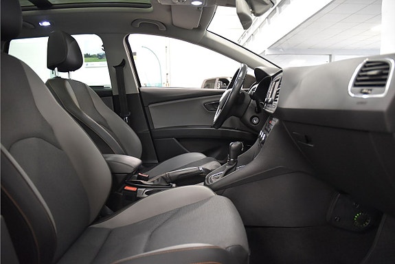Seat Leon 9 of 19