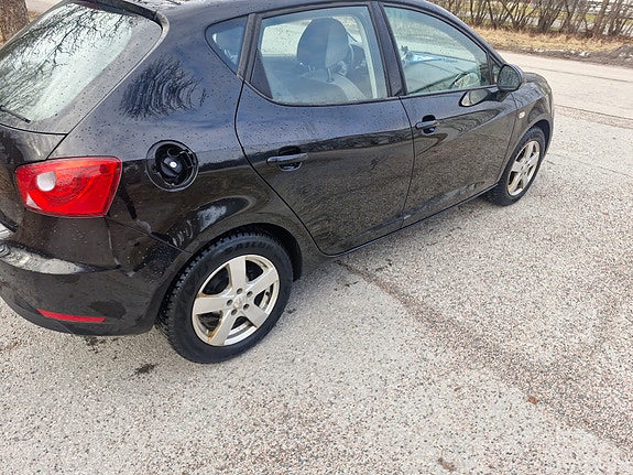 Seat Ibiza 3 of 18