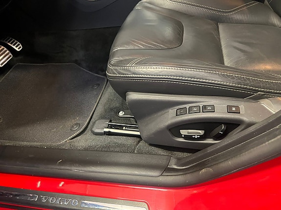 Volvo S60 7 of 11