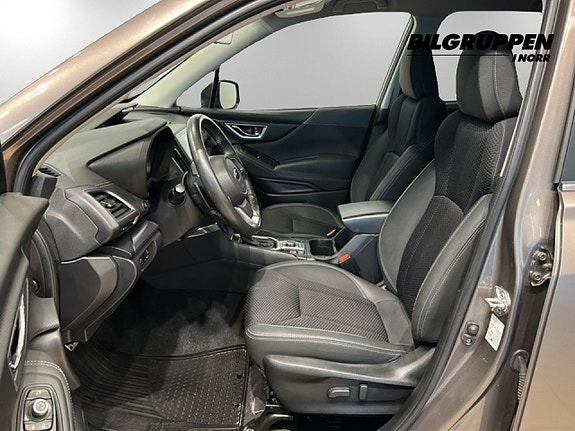 Subaru Forester 8 of 17