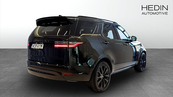 Land Rover Discovery 2 of 5