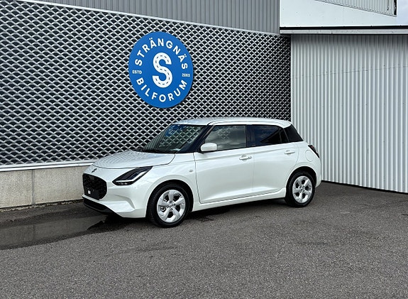 Suzuki Swift 2 of 5