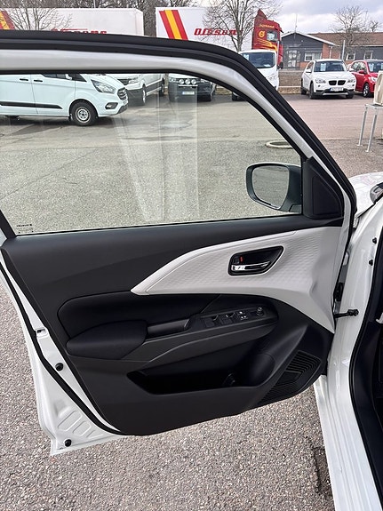 Suzuki Swift 7 of 19