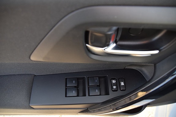 Toyota Auris 21 of 25