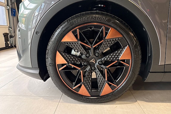 Cupra Raval 16 of 19