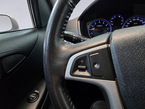 Hyundai i20 15 of 20