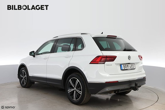 Volkswagen Tiguan 3 of 17